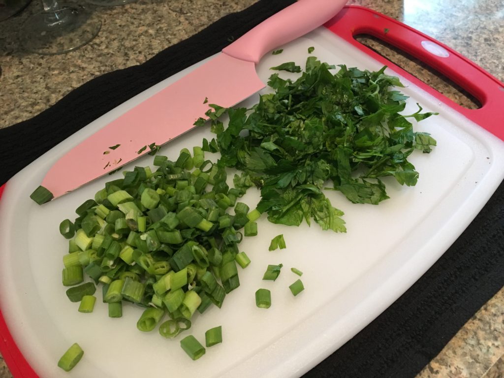 I'm Green with Onion! (Don't mind the parsley to the right, that is for another tasty dish).